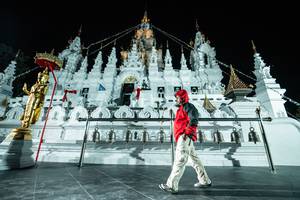 BIB: 
                            <button type="button" onclick="openModal(22465360)" class="btn btn-primary btn-sm float-right btn-popup" data-toggle="modal" data-target=".modal-high-quality">
                        <i class="fas fa-shopping-cart"></i> Add to Cart
                    </button>
                                            <button type="button" onclick="isThisMe(22465360, true)" class="btn btn-success btn-sm float-right btn-popup btn-isme hidden" data-toggle="tooltip" data-placement="bottom" title="นี่คือรูปของคุณใช่ไหม คลิกที่นี่เพื่อเอาเข้าอัลบั้ม">
                        <i class="fas fa-plus"></i> Add to album
                    </button>
                    <button type="button" onclick="isThisMe(22465360, false)" class="btn btn-warning btn-sm float-right btn-popup btn-isnotme hidden">
                        <i class="fas fa-ban"></i> Remove from album
                    </button>